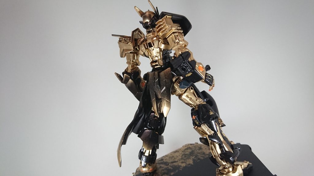 通常状態。
武器は、アーマーシュナイダーのみ。
『俺のライブに、戦争なんて持ってくるな。このライブを全力で楽しめよな!!』