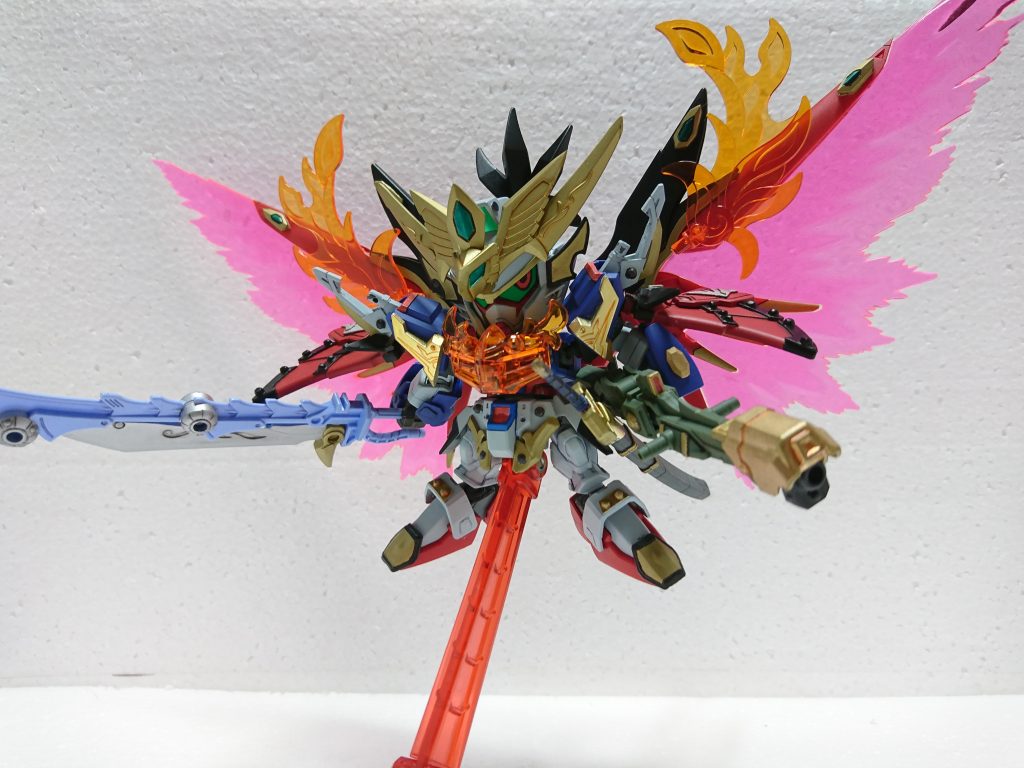 スーパーモード。全武装解放とSEED発動で凄まじい戦闘力を発揮する!