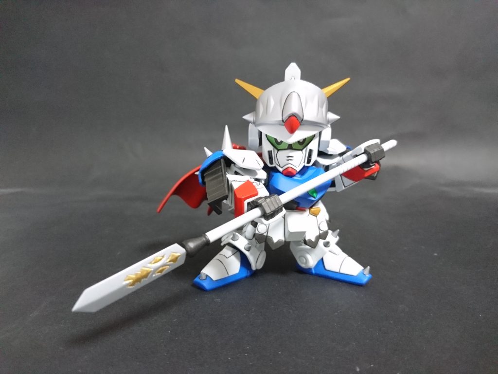 オリジナル要素として、槍を追加しました。
LGBB武者頑駄無の薙刀の柄に短剣の刃部分のみを取り付けています。