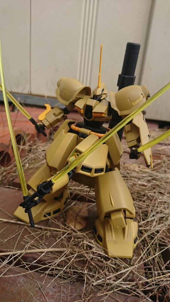 隠し腕 そして四刀流
隠し腕…いいですよね…