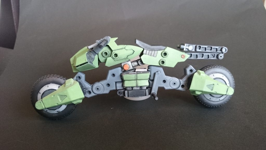 スポーツモード 左側面