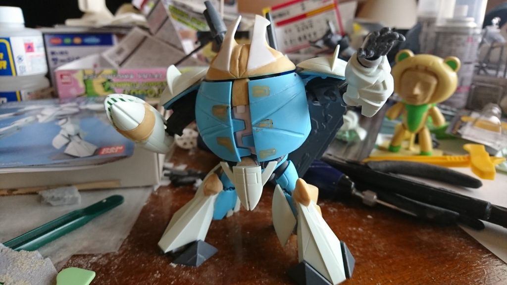 塗装前。塗装に入る前にガシガシ遊んでみて、物足りない部分が無いかの再確認。