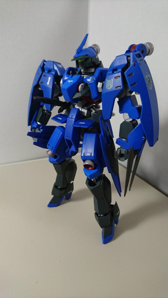 正面
塗装はスプレーで行いました