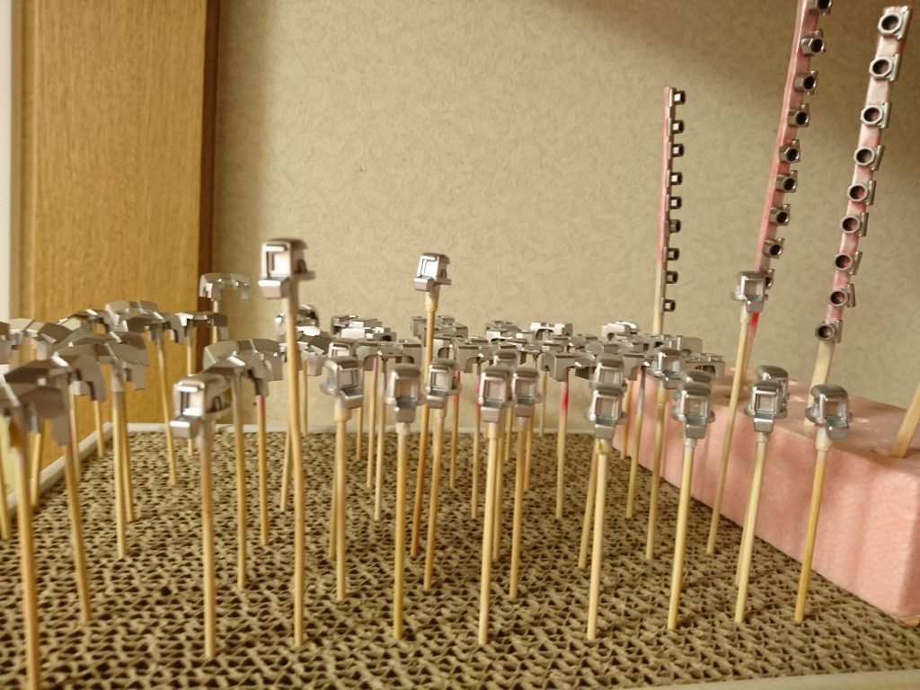 リーオーが20機あらわれた！–4枚目/制作者：滝 由佳理