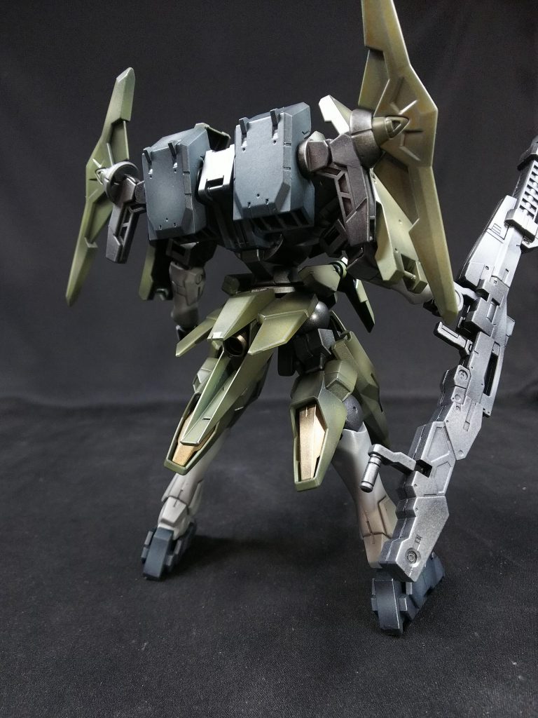 ストライカージンクス–3枚目/制作者：やっすおう