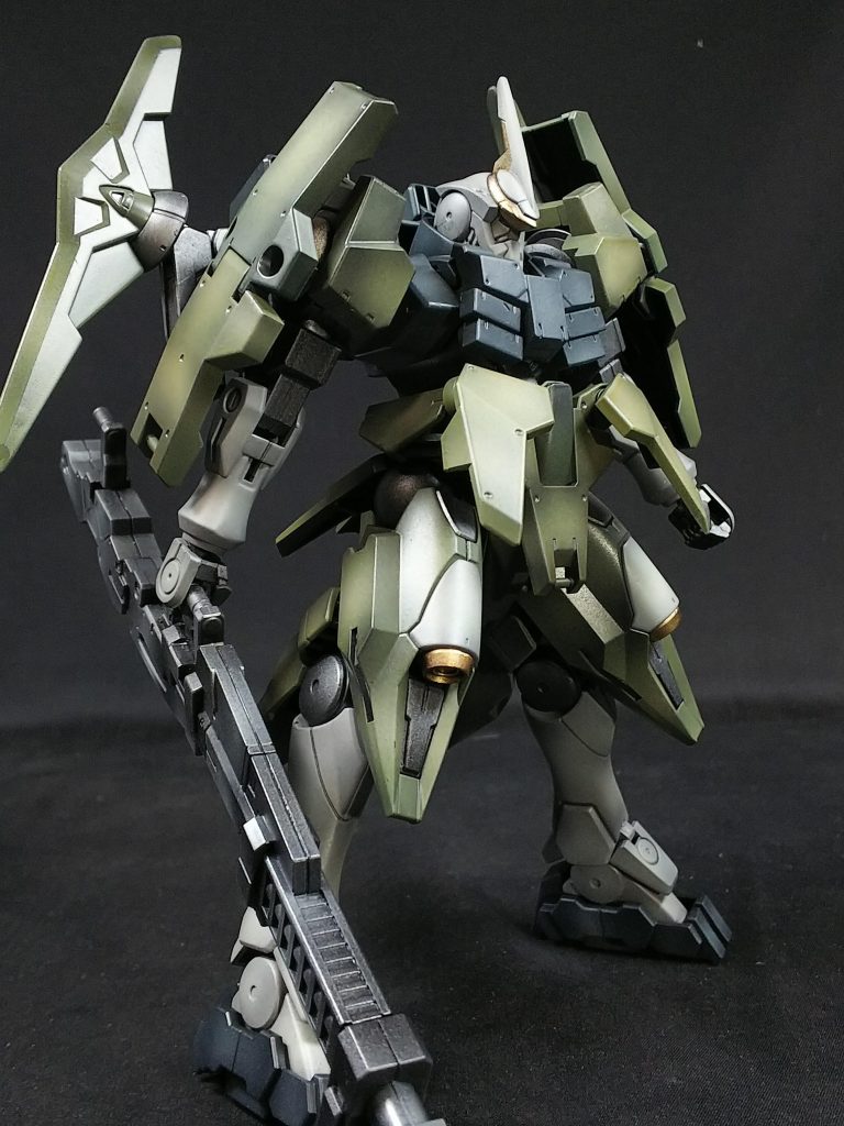 ストライカージンクス–2枚目/制作者：やっすおう