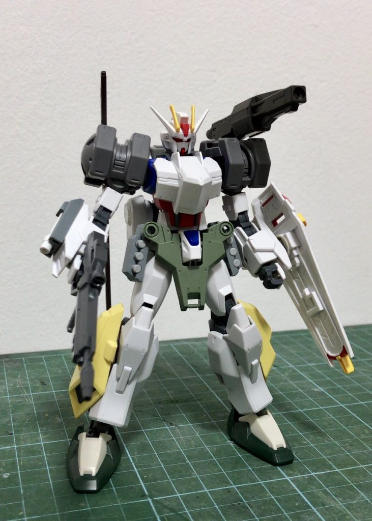 ご覧のとおり多数のキットからパーツ流用しています。
胸…バルバトス第六形態
肩…鉄血オプションセット2
腕部…イージーアームズ
バックパック…イージーアームズ+鉄血オプションセット7+キマリスヴィダール
フロントアーマー…ストライカージンクス
サイドアーマー…ジェスタキャノン
脚部…ガンダムMk-Ⅱ+パワードジムカーディガン
足底…バスターガンダム