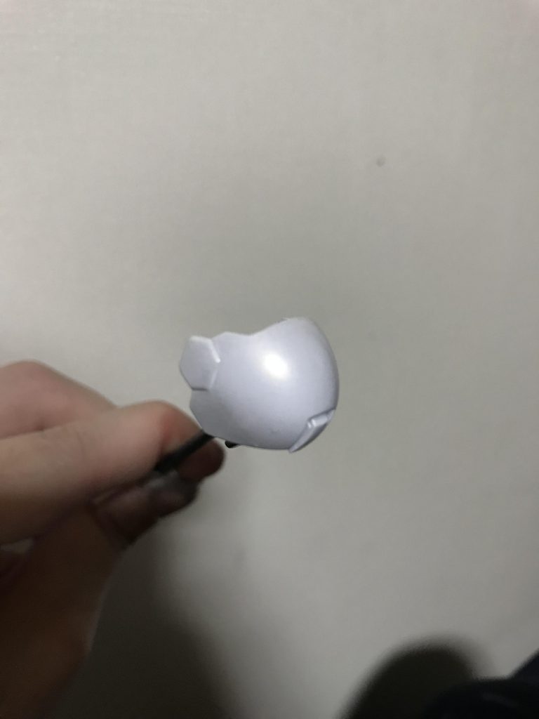 丸みのあるパーツは適当に撮影しても光を拾ってくれますね。