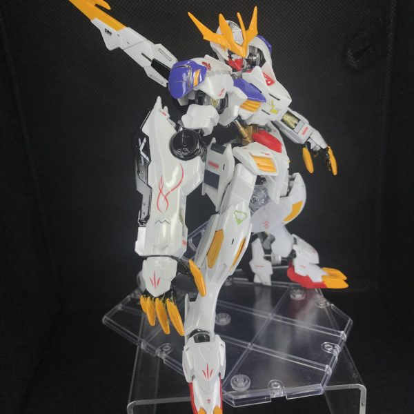 HG ガンダムバルバトスルプスレクス パール塗装仕上げ 〜輝く狼の王〜