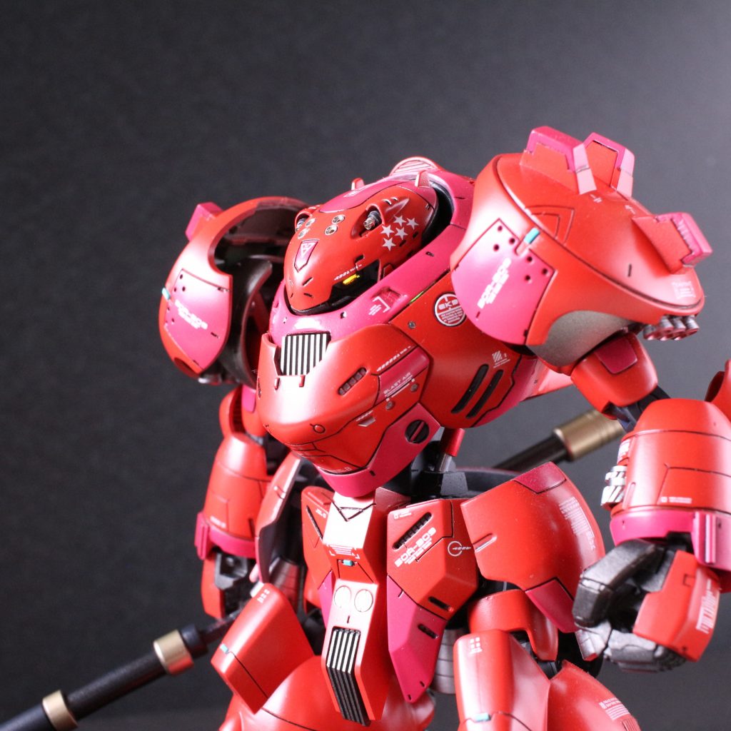 ハンドパーツは1/100のを使用