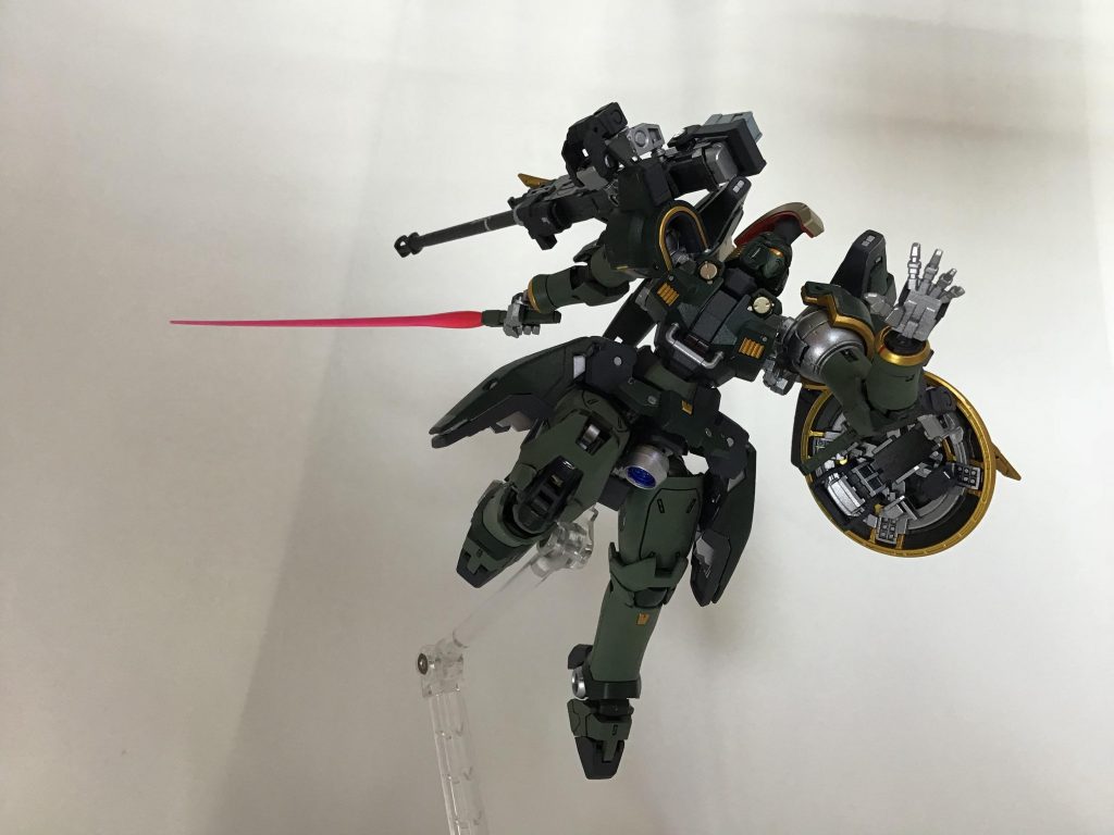 ビームサーベル抜刀

EXVSシリーズの忌まわしき格闘モーションっぽく。