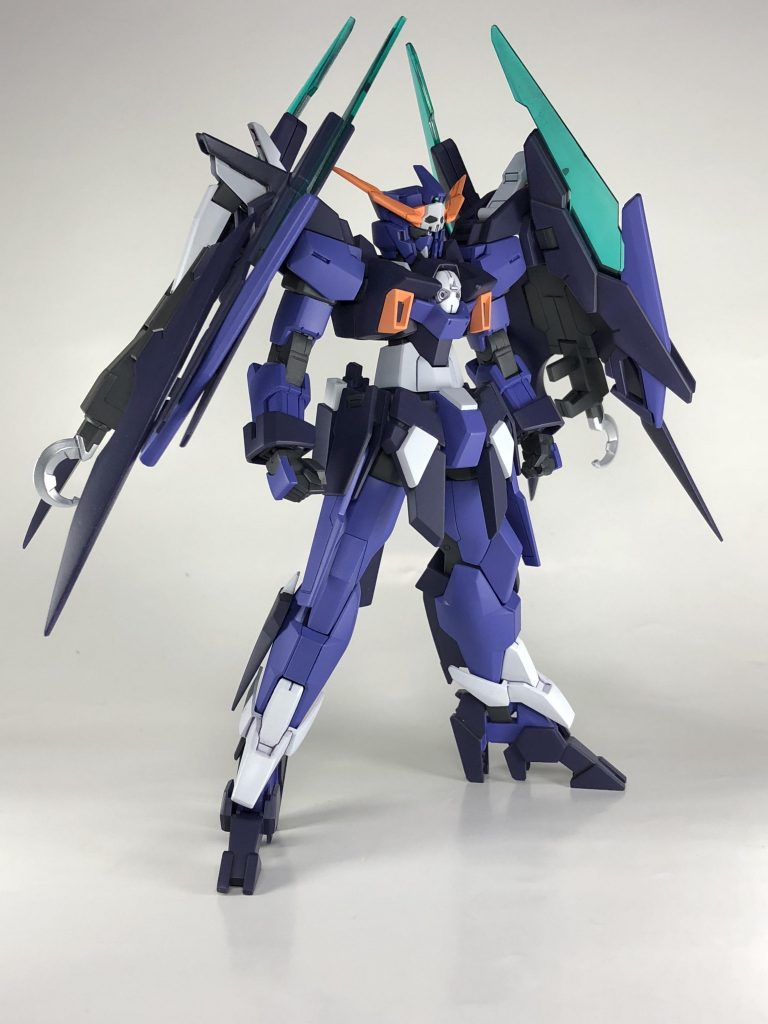 本編でもダークハウンド擬装のマグナムが登場しましたが、こちらは改装機という想定で製作しています。