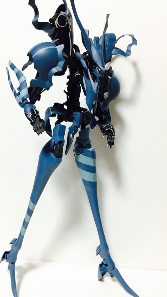 初期ズ・ド
脳内設定でこいつが量産型に変更6〜8機量産
背負い型バスターカノン装備