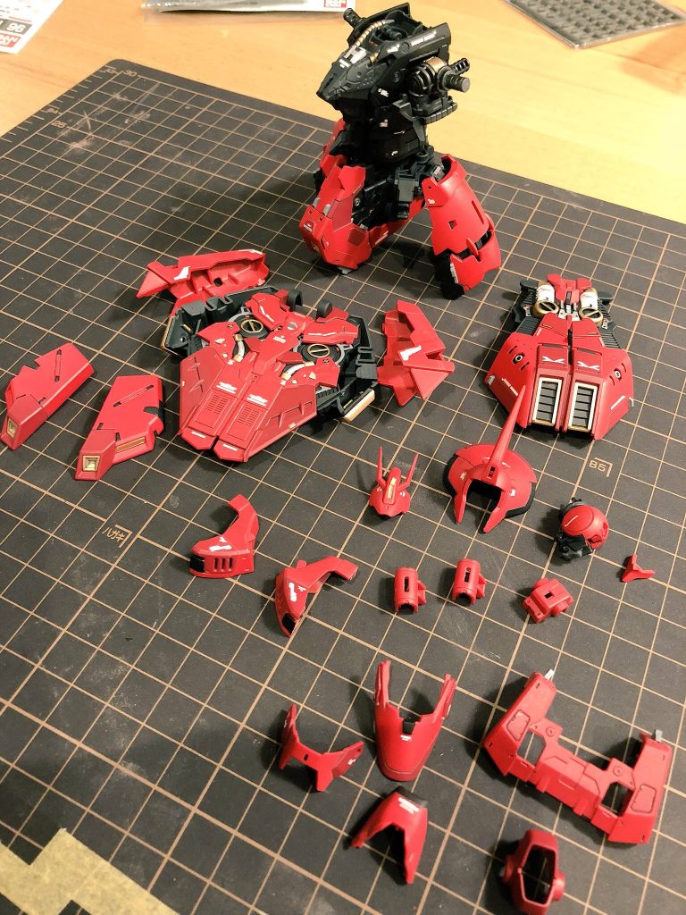 チマチマ塗り分けていく様…