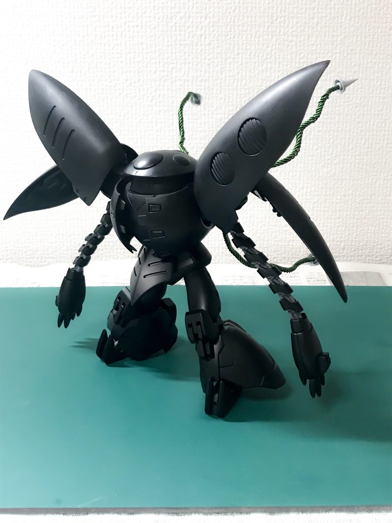 黒サフ立ち上げで塗装は全てMrカラーを使用しました。
カラーレシピ
シルバー→カッパー
シルバー→GXメタルイエローグリーン
シルバー→GXメタルパープル