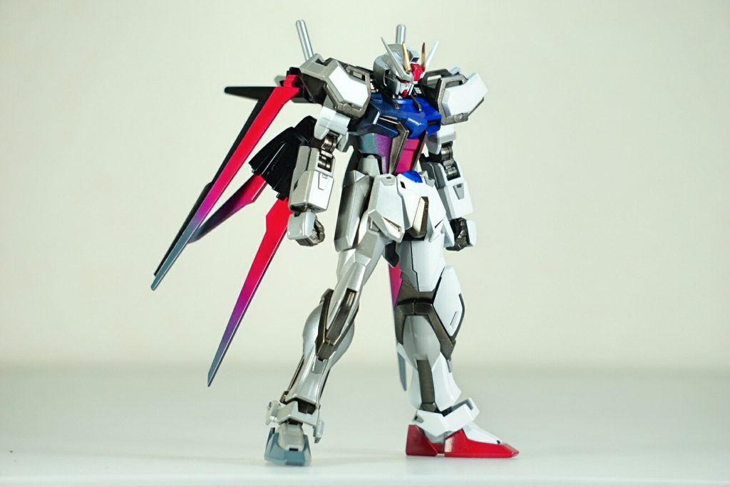 その上から通常カラーを乗せていきます。デカールやら貼って完成です。