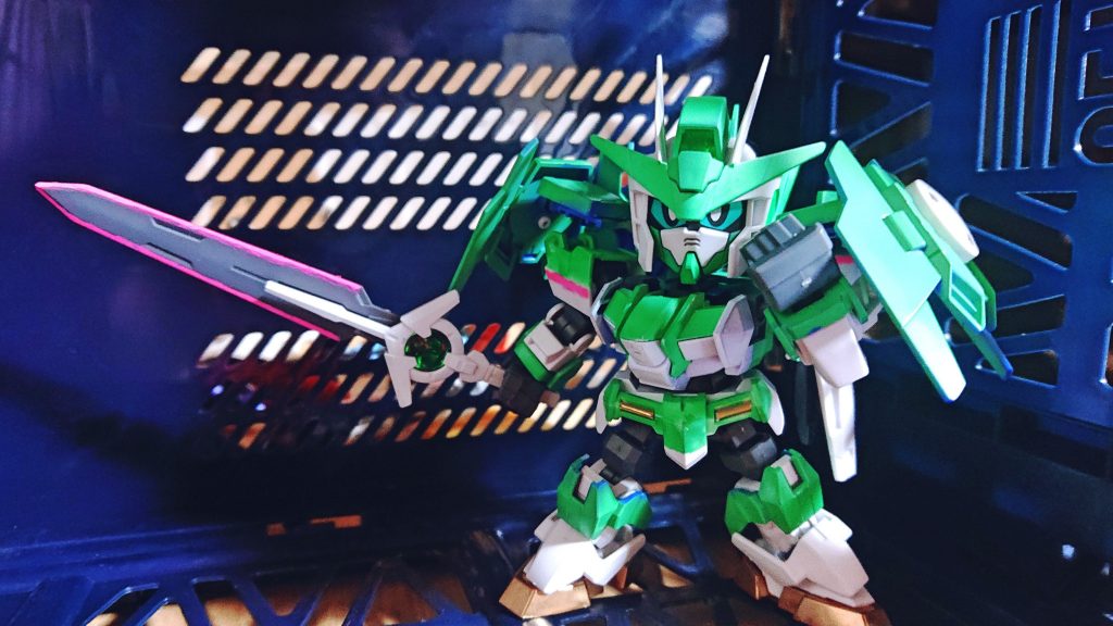 GNカイサツソード 大きい方がいいと思いHGのダイバーエースユニットから持ってきました