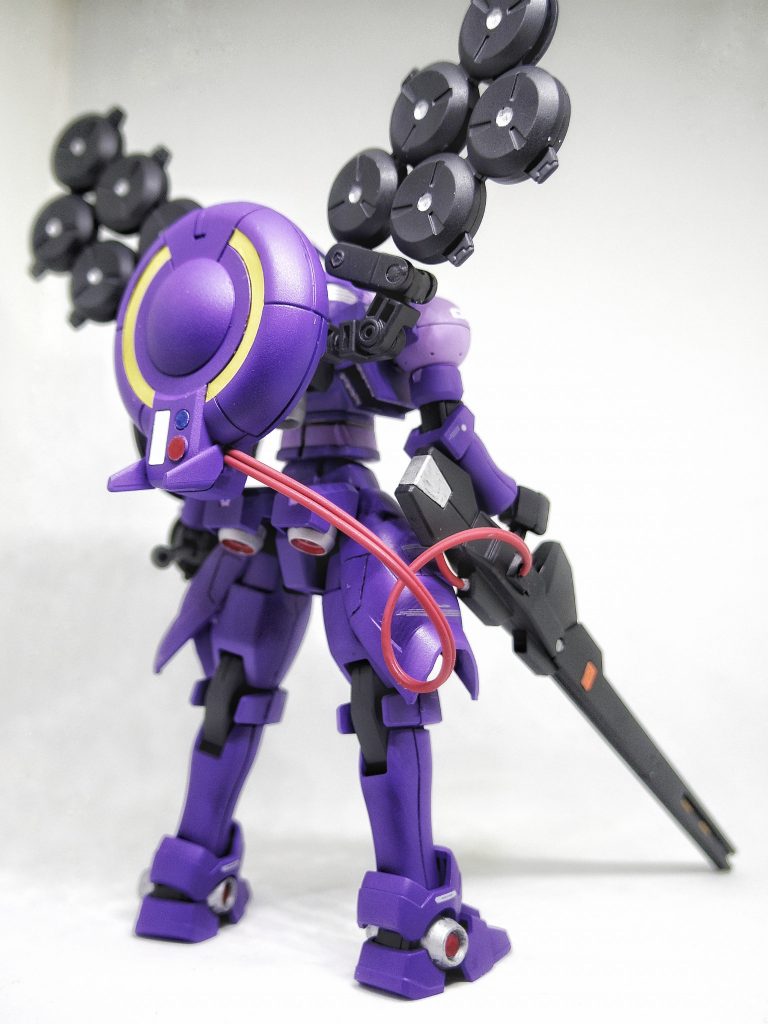 また、『NPDCリーオー』及びその指揮下の機体は、『F.T.』メンバーのパーソナルカラーで、カラーリングされている。
ΔⅡの部隊は、紫である。