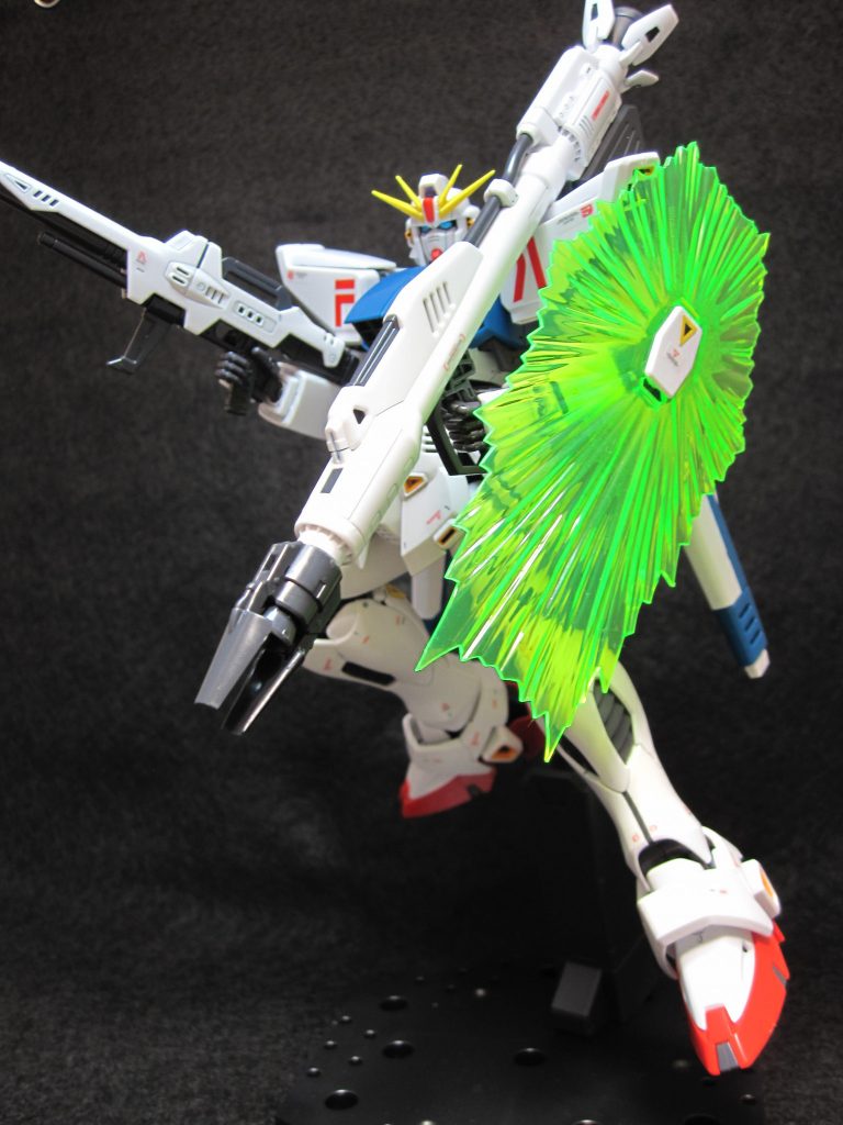 MG ガンダムF91–4枚目/制作者：萩原悠