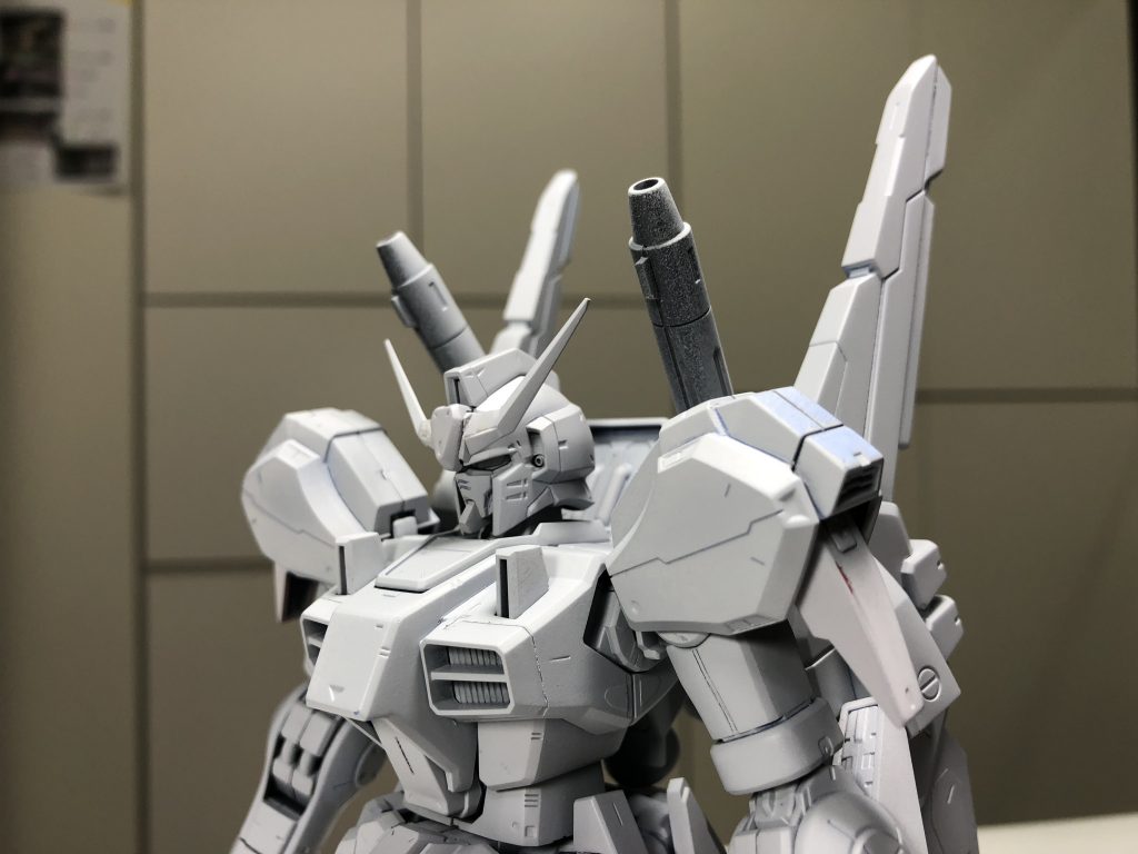 途中まで製作してあったのをサフ吹いた段階で「途中とっておけばよかったなー」とちょっと後悔しました。