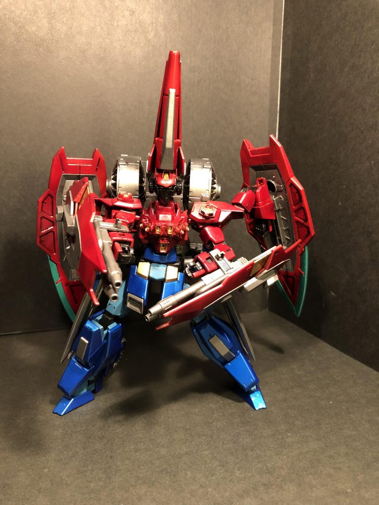 基本MS形態。主に腕部シールドビームライフルを主武装とする。防御時には腕部シールドの他にも肩部大型シールドを可動させ防御力を底上げすることができる。