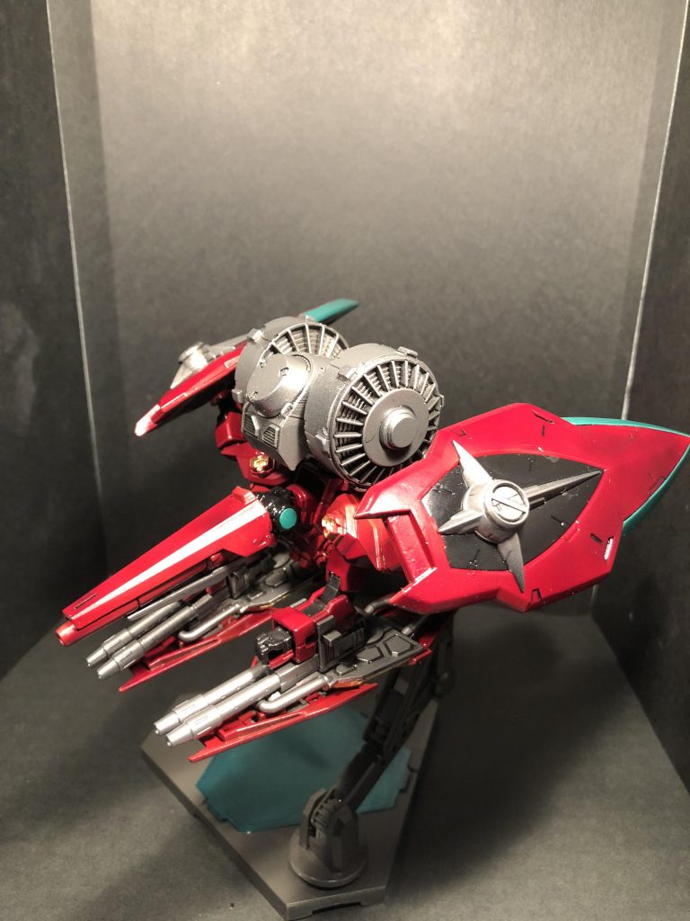 空間戦闘形態。いわばMA形態に相当する。頭部メガランチャーやシールドライフルを駆使したドッグファイトを得意とする。