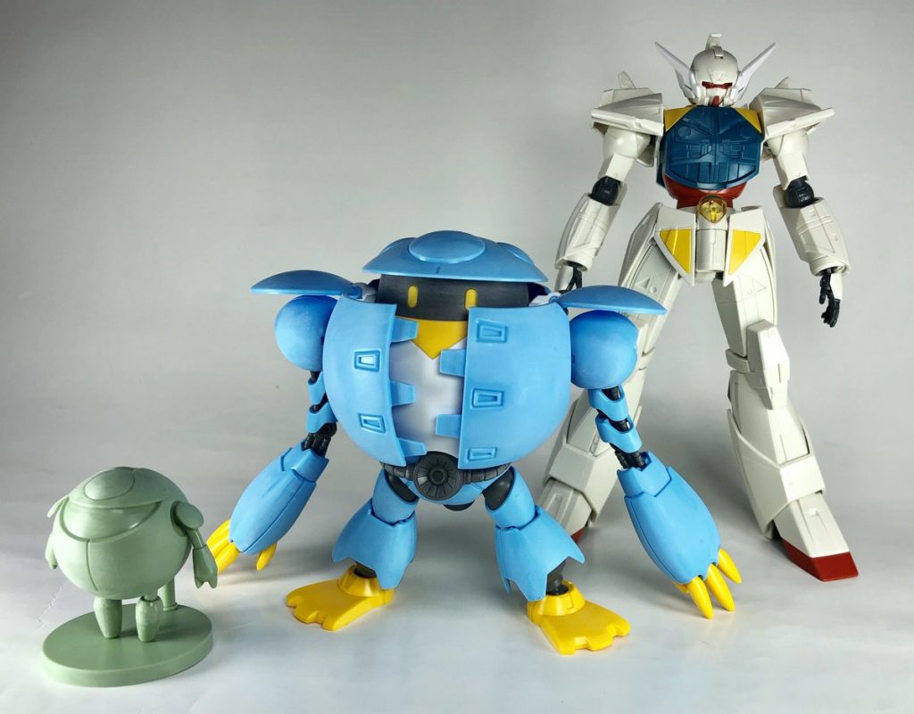 ターンエーとカプルのサイズ差を確認しようとした画像。このときヒゲが余っていたことに気付きます。