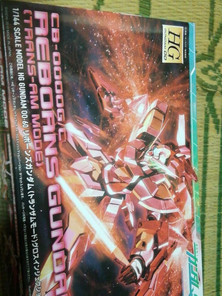 リボーンズガンダムの腕、装備をプラスしました。