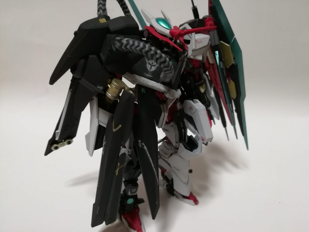 マントに動力パイプ付けてみました
特に意味はありません