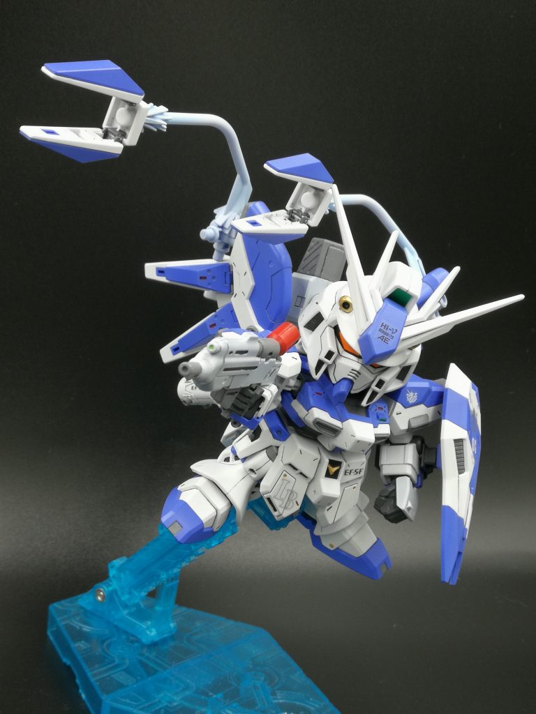 フィンファンネルの射出パーツはグラデーション塗装をしてます。