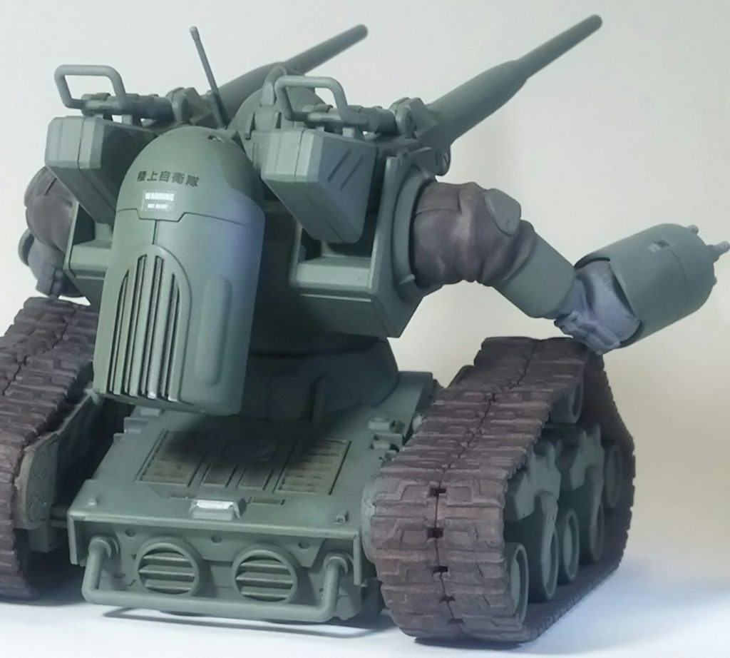 バックショット
背中の排気ダクトには、AFV模型のデカールを貼りました。