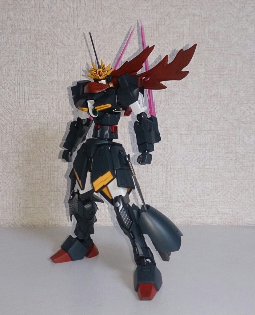 零丸リベイク 「明鏡の型」
仮面、肩掛け等を外した最終形態。スピード、機動性が飛躍的にアップした決戦用の姿。足のバーニアは状況に応じてパージ可能。