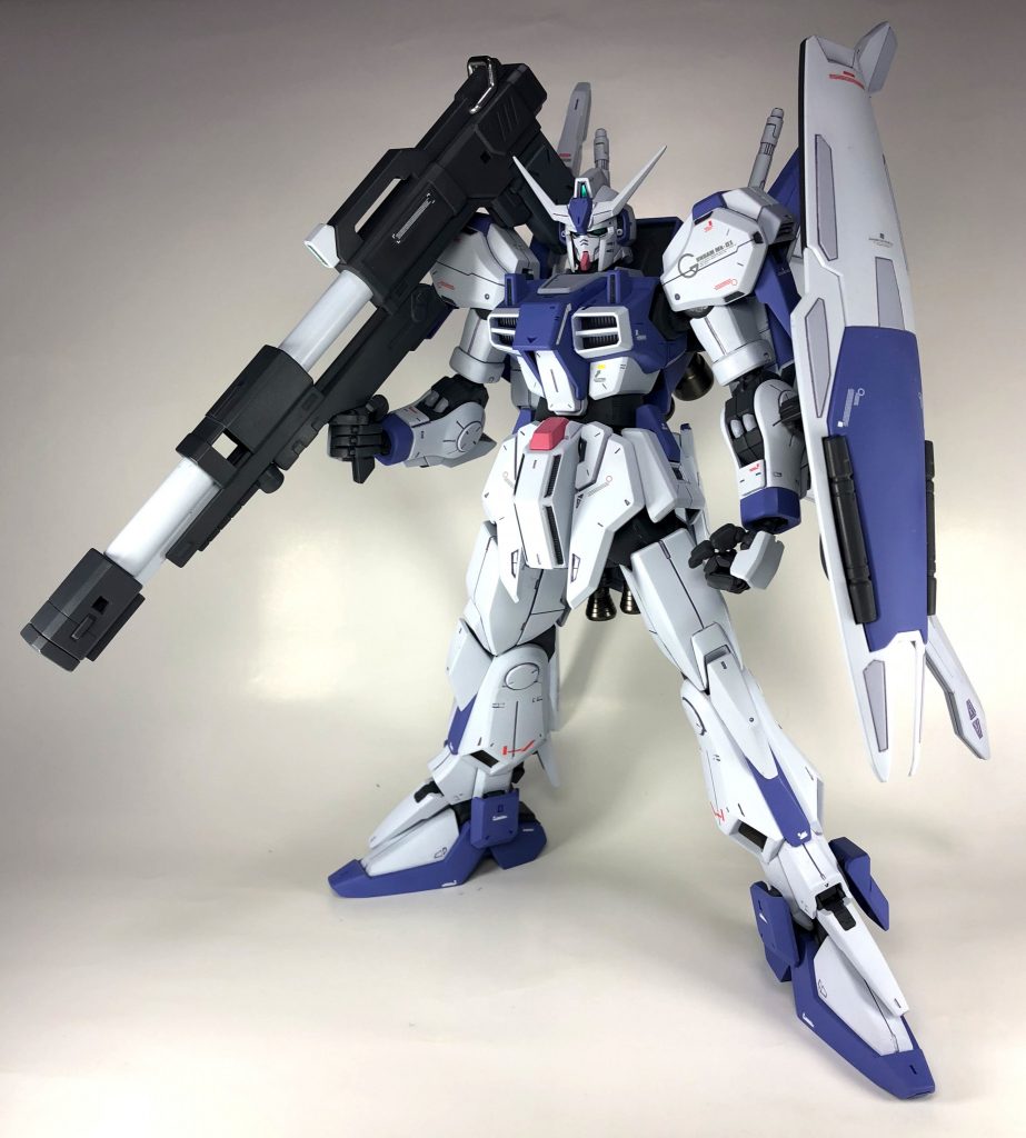 新規武装のハイパー・バズーカ。これはサンダーボルト版フルアーマー・ガンダム用のものを改造して製作しました。