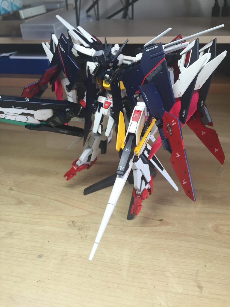 モチーフはいわずもがな、クロシボーンガンダムX-1 フルクロス。
好きな作品の機体で、これまた好きな作品の機体を再現…完成させることができてよかったです。。。
個人的にフルアーマーとはまた違う、最終決戦仕様とか一騎当千機感が好きです。