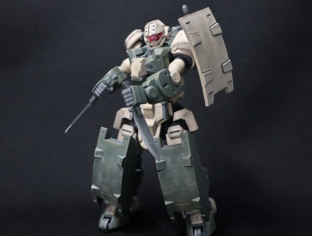 プラズマナイフを構えてのポージング