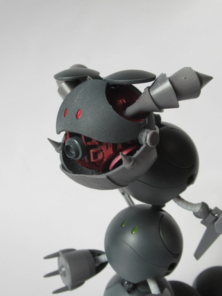 口が開いてメガ粒子砲を発射！！