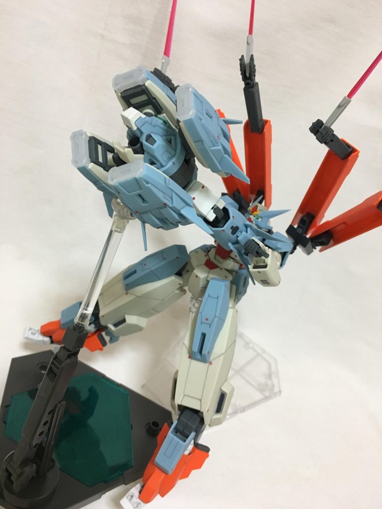 プトレマイオスキャノン。
2種の武装を同時使用とか好き。