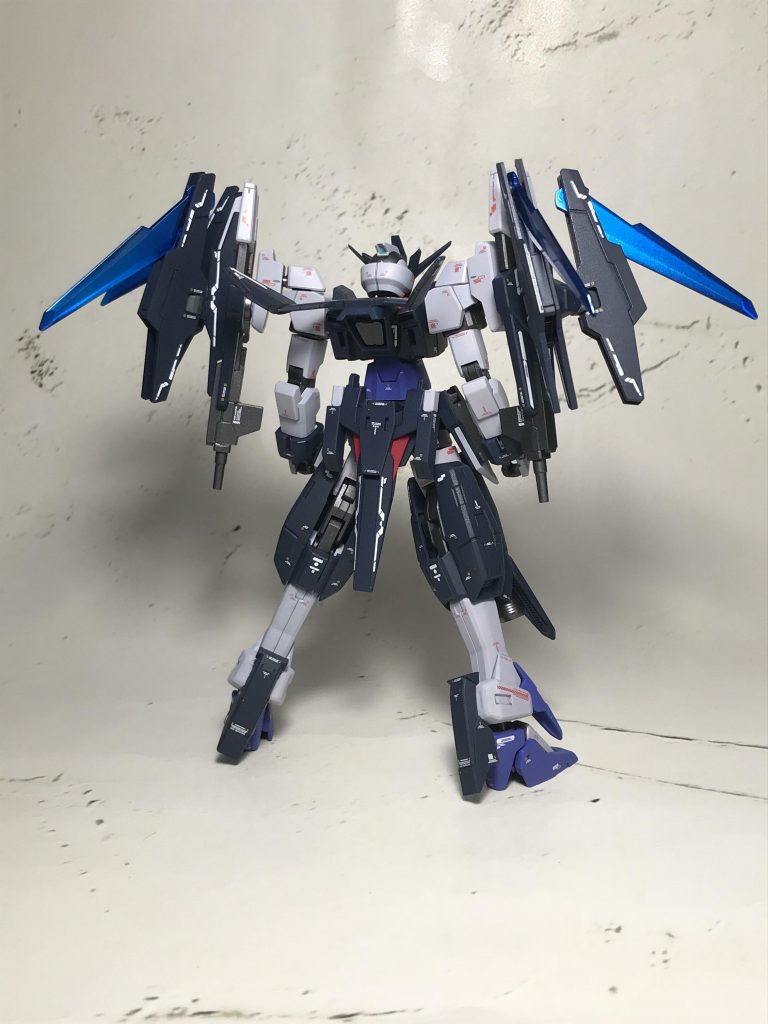 バックショット
極限まで高めた機動性を活かし、チーム戦では先陣を切り、敵陣へのアプローチをかける。