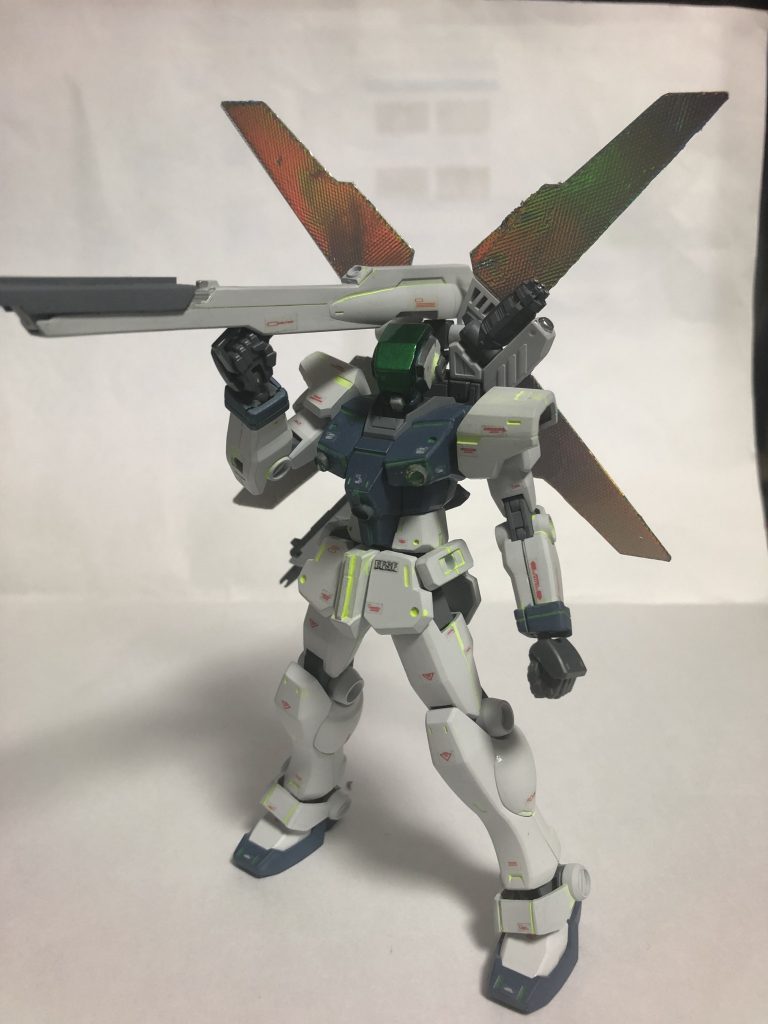 武装その4
サテライトキャノン
延長や加工はせず元キットのママです
なので両手持が少し厳しいです