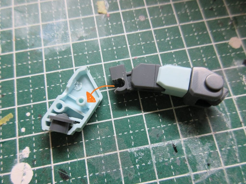 いろんな部分に後ハメ加工をしてあります。