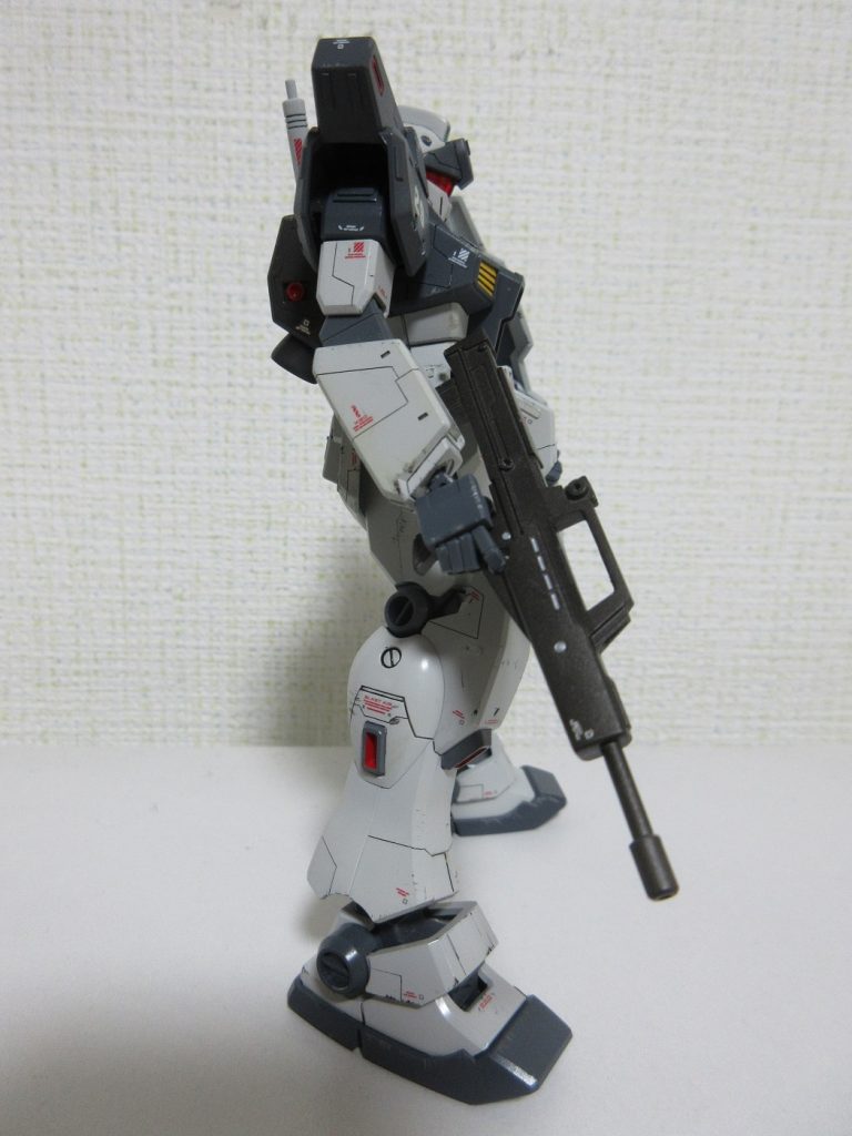 ライフルはシルバーの差し色を部分的に入れてあります。