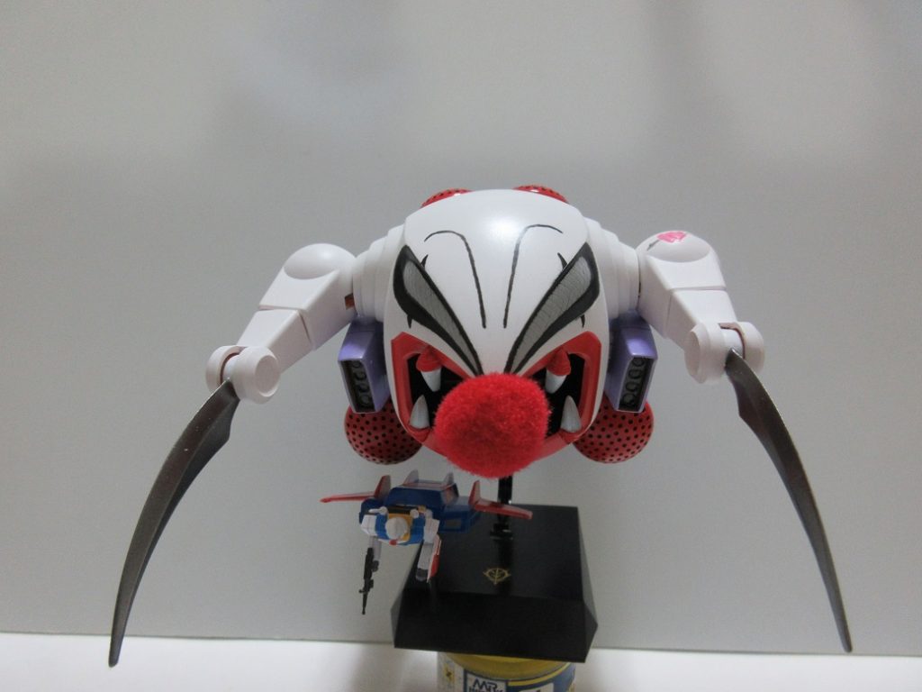 鼻は超高性能レーダーの設定。