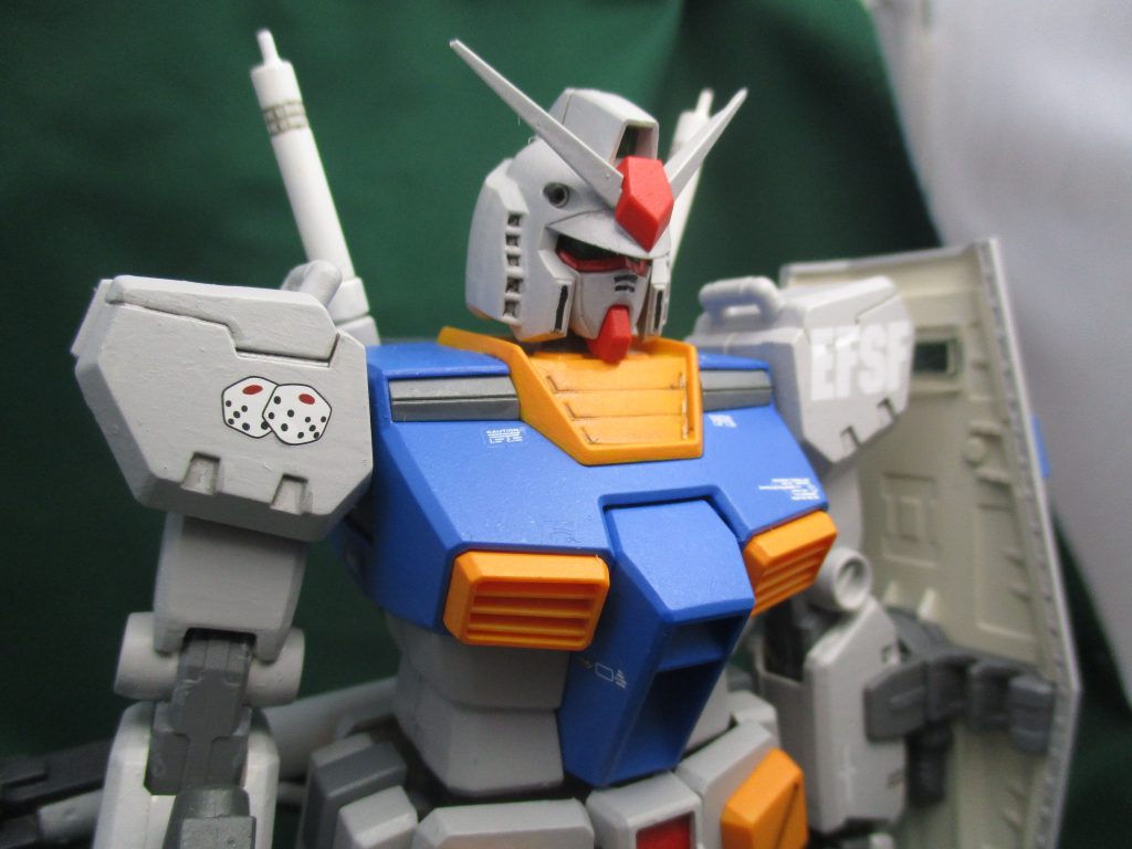 量産型なので、部隊マークはWB所属機ではなくて、他の船のものです。