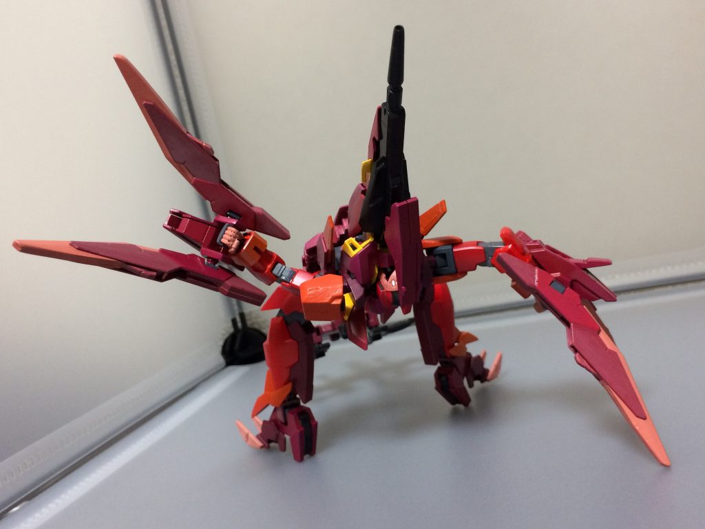 ひっかくよ!
Fファンネルを廃止した出力でひっかくのでめっちゃ強いです。