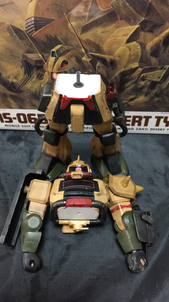 2mmの太さのポリパーツのシャフトなのですがズレることなくしっかりくっ付いてくれて意外でした。
とても綺麗なスジボリが入ったピカピカのロボットも作りたいなあ。
個人的には初めての大幅切断や派手な汚しができてすごく楽しかったです!
最期までご覧いただきありがとうございました!