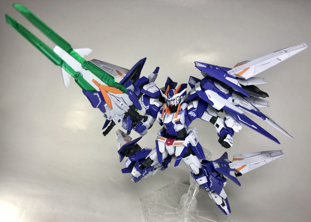 武装は標準状態のセイバーフォースと同様。あくまでハイスピードミッション用の装備で、一撃離脱を前提としたイメージです。