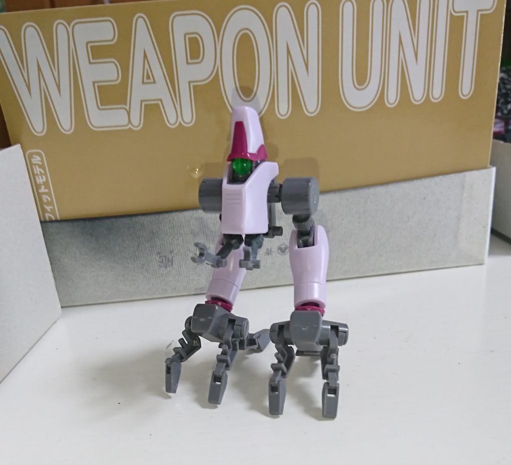 初期。なんか猿っぽいよね。シンバル持ってそう。
脚の位置のせい。