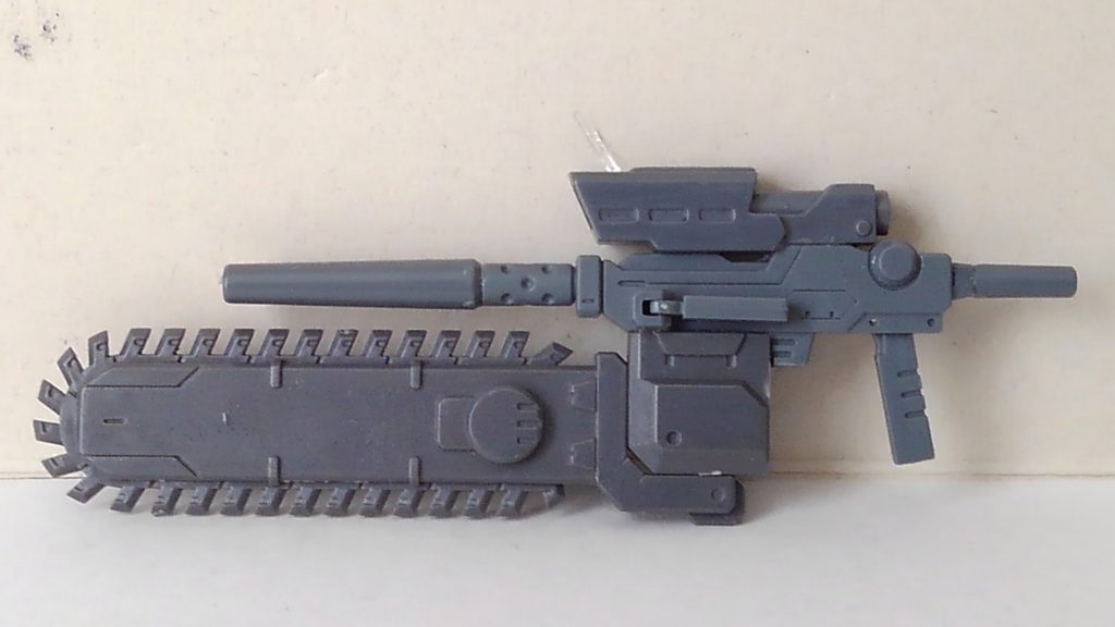 ストックは外してコトブキヤのディテールカバーを、後部は１００ｍｍマシンガンのバレル先端を接着