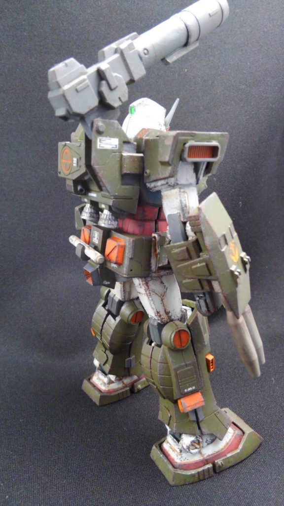 ガンダムフルアーマータイプ–3枚目/制作者：イイジママサミ