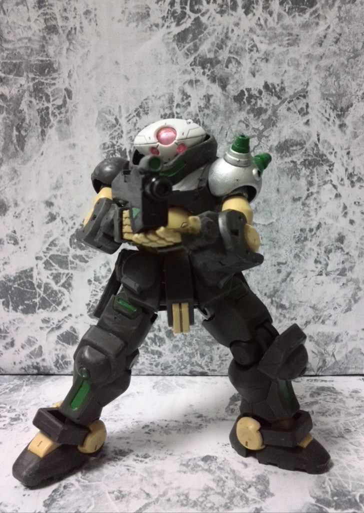 サブマシンガン装備
一般的なサブマシンガンです